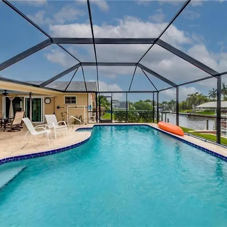 Seascape Retreat - Canal Front Cape Coral Rental